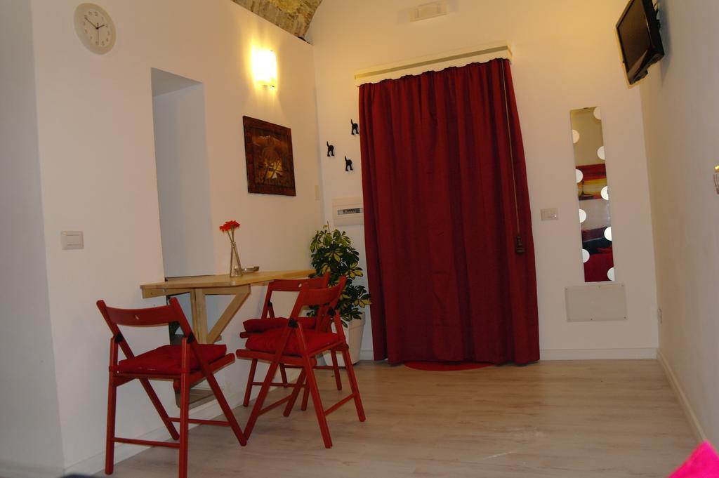 La Casa Dei Nonni Apartment Giardini Naxos Phòng bức ảnh